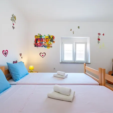 Apartment Timeless Antique Old Town With Terrace