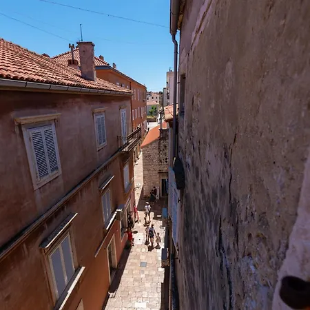 Timeless Antique Old Town With Terrace Zadar