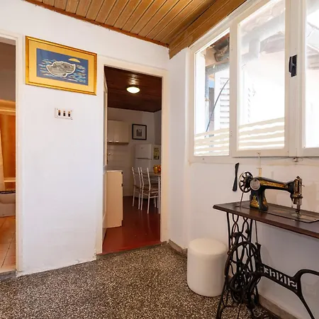 Apartment Timeless Antique Old Town With Terrace Zadar