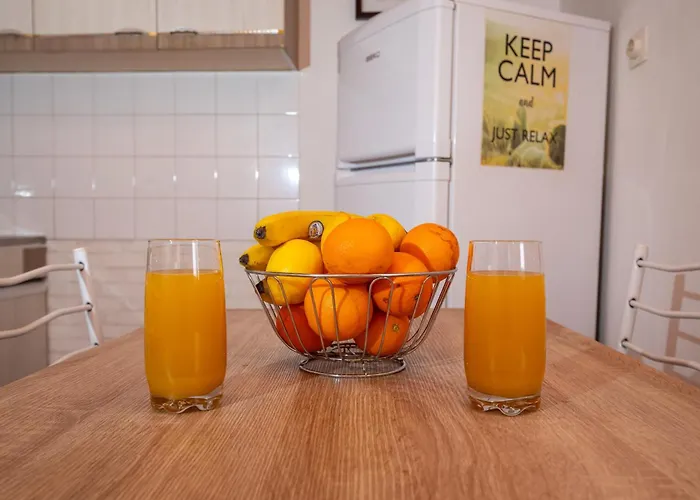 Timeless Antique Old Town With Terrace Zadar