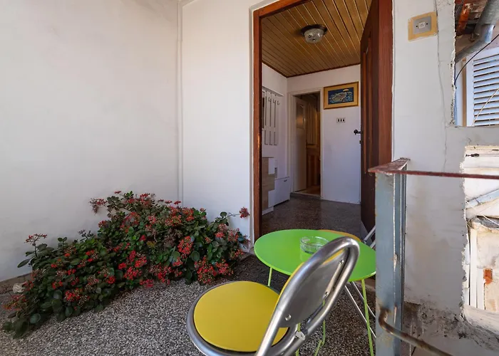 Timeless Antique Old Town With Terrace * Задар